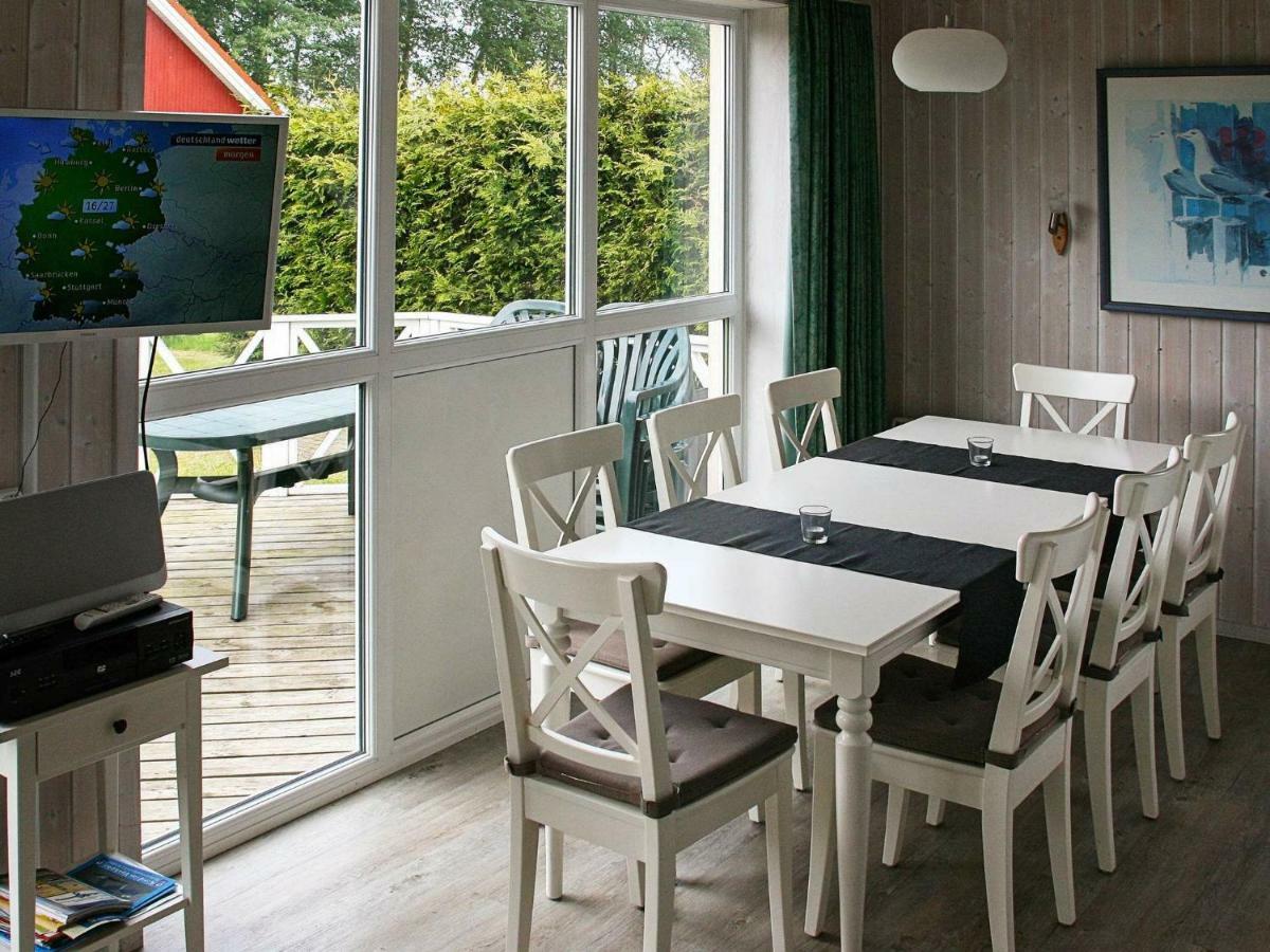 8 Person Holiday Home In Gelting Cameră foto